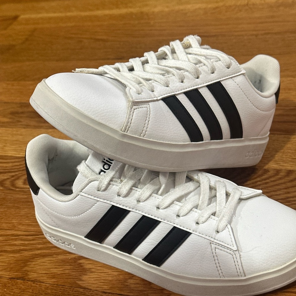 Adidas White Sneakers with Black Stripes - Picture 3 of 5